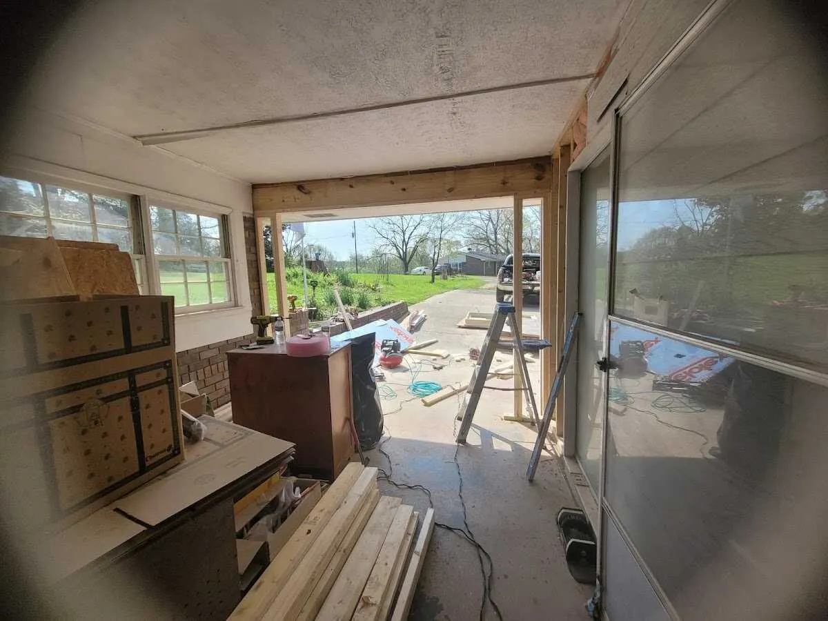 Air movers and dehumidifier for Water Mitigation Services in East Coventry